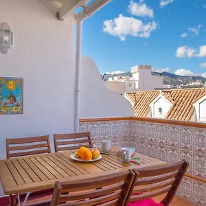 Penthouse In Old Town, 100m From The Apartamento