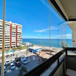 Primera Linea De Playa Con Vistas Al Mar Apartamento
