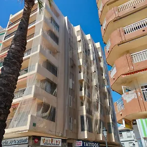 El Yate In Front Of The Sea By 10tosea Apartamento